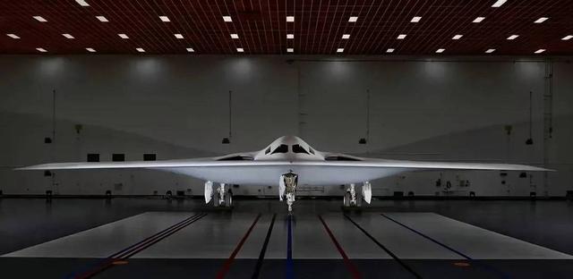 中美一旦开战，美军将全面轰炸中国？基辛格曾称：中美正走向悬崖