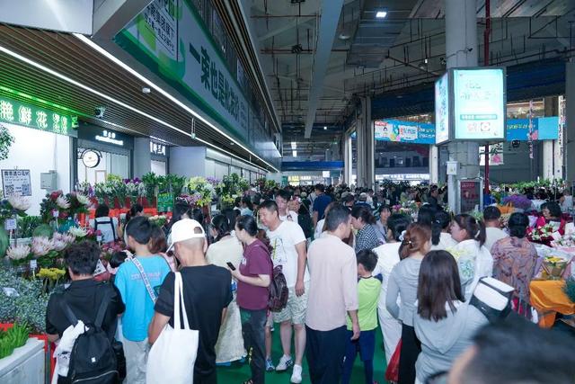 爆爆爆！日均5万人次，斗南花市这个暑期依然火到“出圈”！