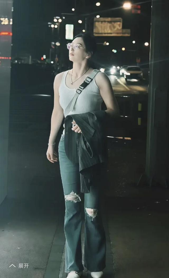 这大体格子，太漂亮了，气质无敌好，啥人能配的上她呢