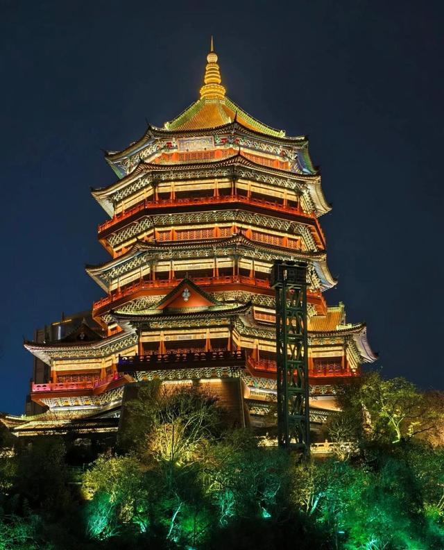 游在鹰潭｜一日暴走指南！3000年古窑+城市绿肺+潮流夜市，承包你的古今快乐!