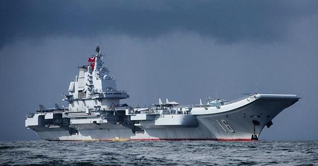 拒不认错的高市早苗，突然收到两个坏消息：中方这次动真格了