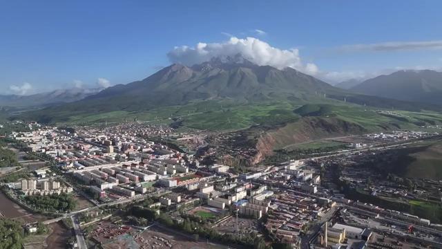 让我念念不忘的祁连秘境：雪山、草原、森林，西北私藏的治愈天堂