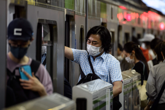 2027年房价真能见底？学区房还值得买吗？专家：看这一个关键信号