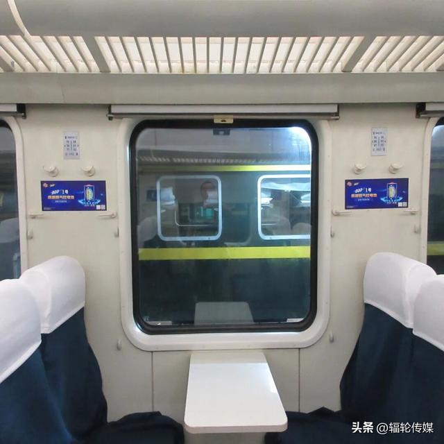 极光为约，冰雪为媒！乘普铁列车共赴一场冰雪盛宴！