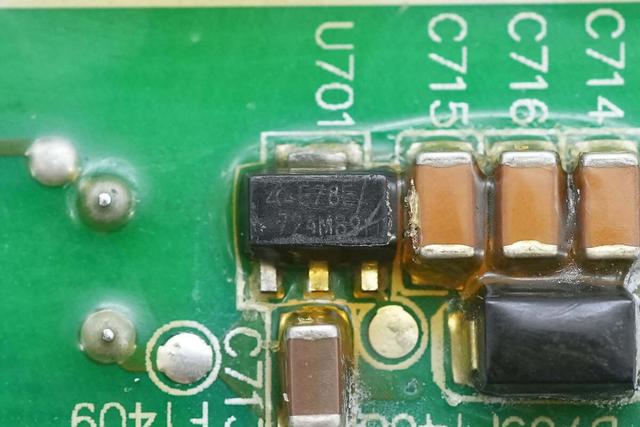 重达18斤的大块头，内部全是灰，麦格米特15kW充电模块拆解