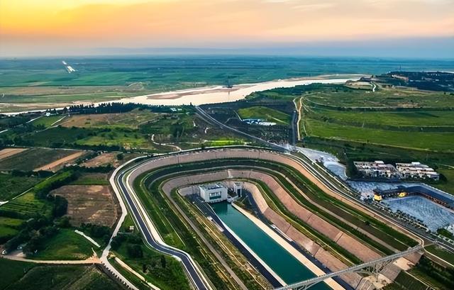 中国又一壮举！打算从天空调水，耗资2500亿的天河工程究竟是什么