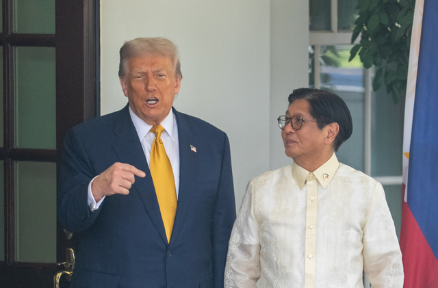 日菲防长通话，不许武力改变现状，美收到消息：中国抛118亿美债