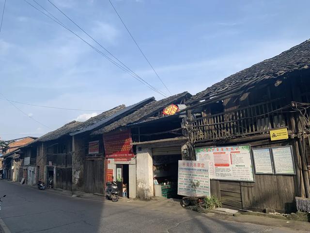 重走长征路(23):“你们的姓名无人知晓,你们的功勋永世长存”