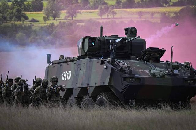 新的混战开始，北约11国派兵堵门，普京通知中国，给中俄关系定调