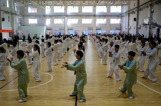 太极劲如串珠动！揭秘 “九曲珠” 松紧之道，中心一动全身皆活！