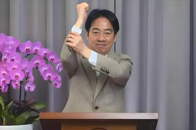 两岸再突发重大事情，蒋万安还没坐飞机来陆，国台办发出一个警告