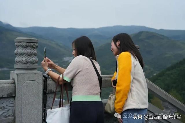 五台山黛螺顶——薄雾清风拾秋光