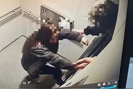 “交房两年多，电梯坏了250多次！”上海车墩这个新建小区的居民们都慌了图片