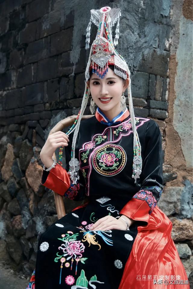 身着凤凰装，一生纳吉祥 | 霞浦！山海之间，解锁畲族风情与海滨秘境的碰撞