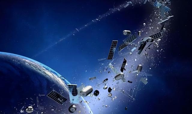 大量星链卫星突然坠落地球！神舟二十号才飞行3个月，会有危险吗