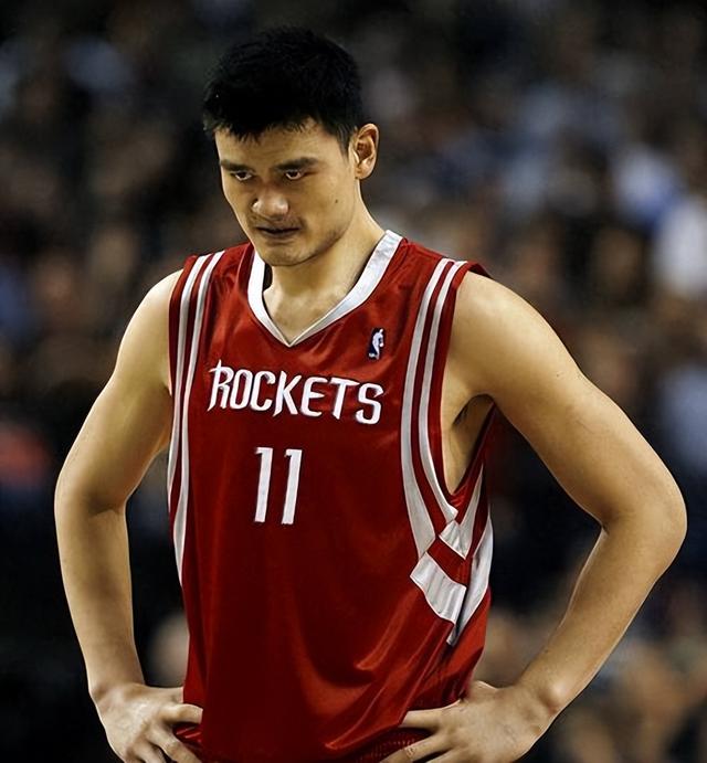 姚明做梦也没想到，15岁的女儿	，如今仅凭一个举动就给他长脸了