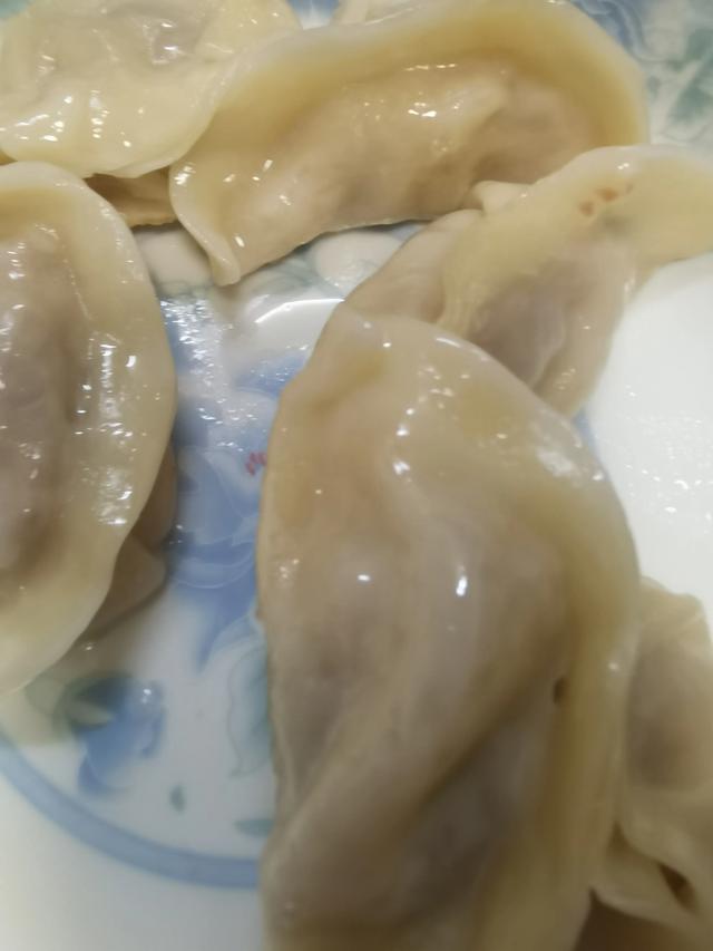 菠菜和花胶可以同吃吗 2025年菠菜可以和花胶一起吃吗