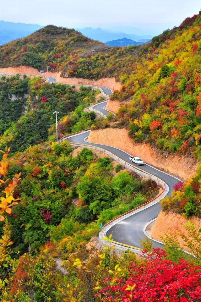 11月自驾天花板！八百里太行秋色巅峰，穿挂壁公路，邂逅红叶古村