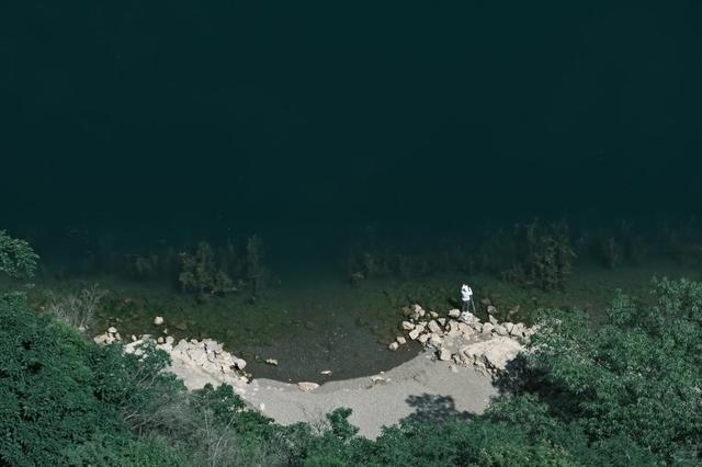 云南“三明珠”：池浊，洱海忧，抚仙湖为何清如许？