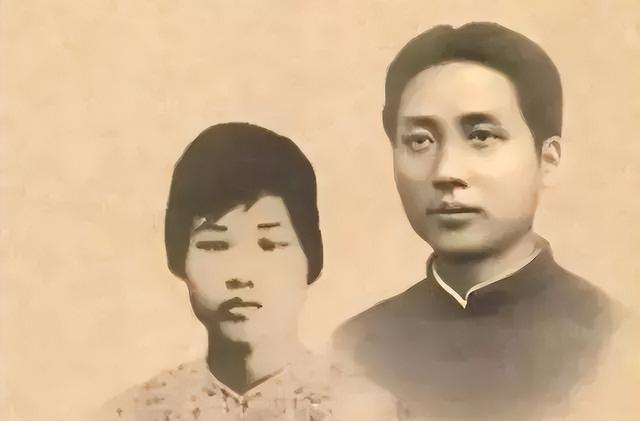 毛主席为何一生不进故宫，终生再未回延安？周总理的谈话道出实情