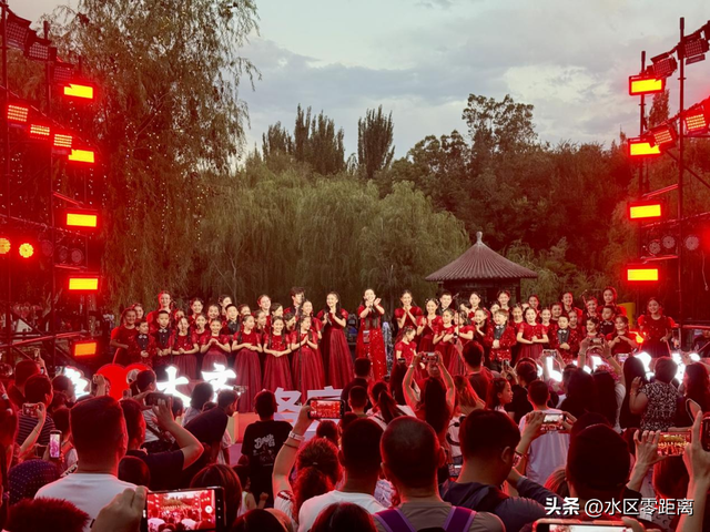 乌鲁木齐市水磨沟区—文旅融合绘新景：“金石榴杯—畅享疆来”燃爆夏夜！水磨沟区这场嘉年华藏着多少惊喜？