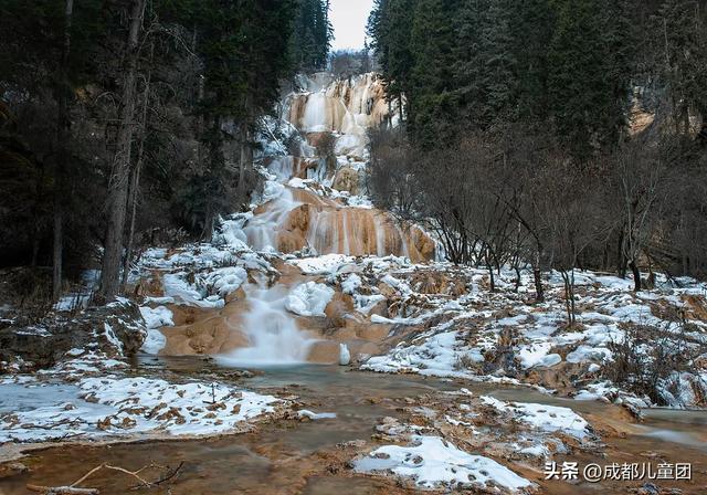 成都周边耍雪地:松潘,一次看完雪山、冰瀑、雾凇和雪原