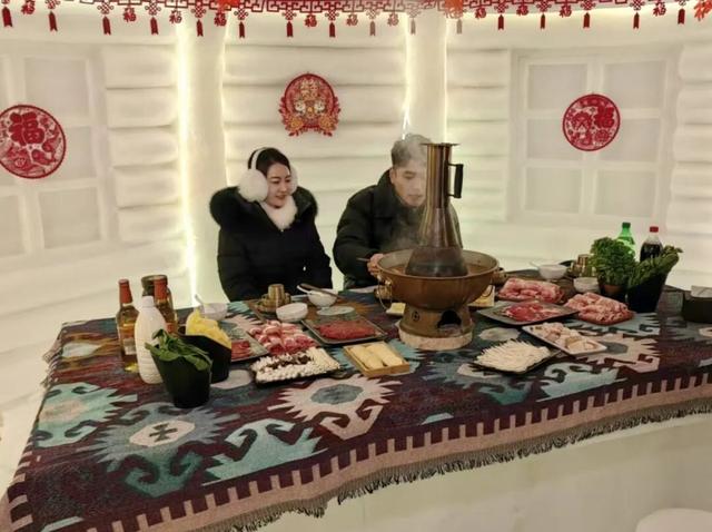 长白山霍比特雪屋村惊艳全网！推开窗，便是林海雪原