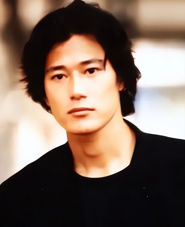 没想到在日本下跪的矢野浩二，因高市早苗涉华言论	，实现口碑暴涨