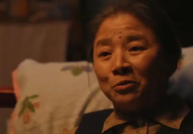 博主点评《生万物》角色“大脚娘”