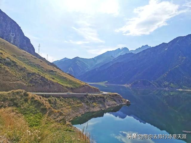 新疆独库公路南段的沿途风景