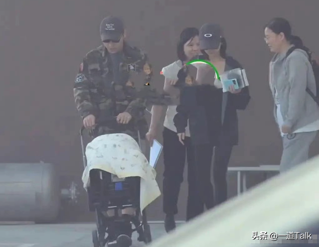 吴谨言和洪尧已离婚？本人16字回应，网友：没有人让你回应！
