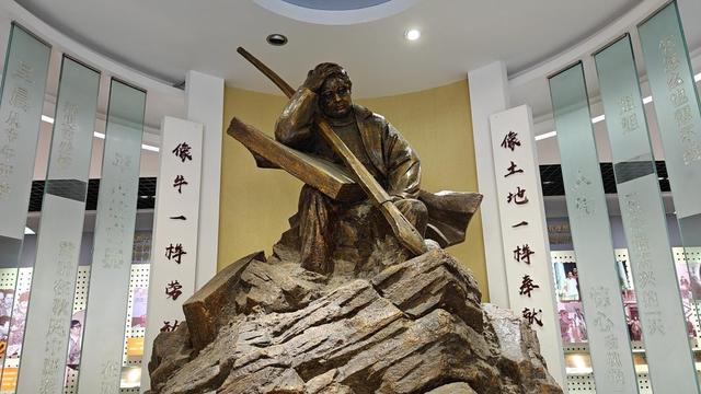 8月17日 一天走三县：清涧，绥德，吴堡； 石城冒险（小学俊男）