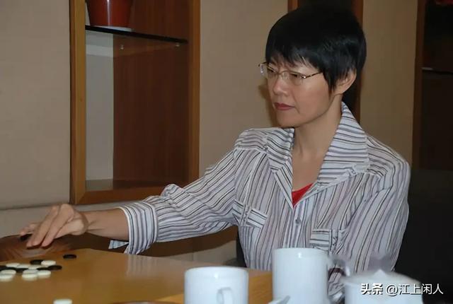 聂卫平离世1天内，恶心一幕发生了！私生活被扒，家人还在悲痛中