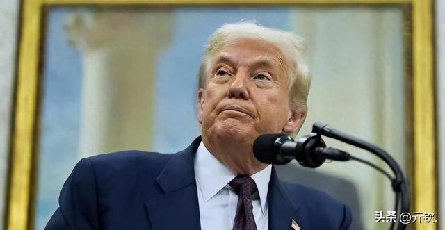 导弹已上膛，特朗普突然反悔？把马杜罗列为“恐头”还要和他谈谈