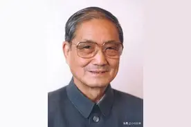 我国至今仍然健在的四位百岁名人图片