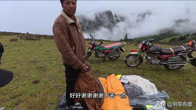 高反仍上山,小伙血氧30昏迷,队友及时发现,紧急送医捡回一条命