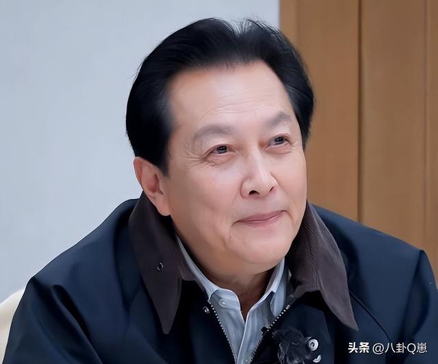 贪财好色、抛妻弃子、赚国内钱跑国外花，这几位就是所谓的前辈？