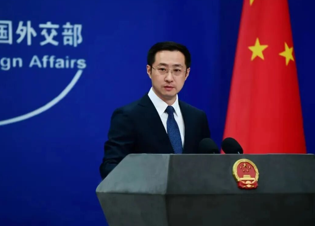 王毅严正声明，绝不允许3件事发生，话音刚落	，日本开危险首枪