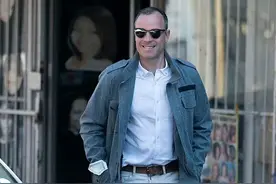 37岁“刀锋战士”入狱7年后首露面，仍健壮，射杀女友却拒绝认罪图片