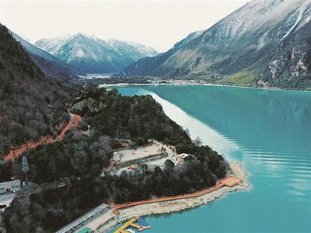 冬日西藏限定景观 自然与人文交相辉映