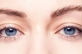 体内有癌，眼睛先知？不论男女，眼睛若出现这5种不适，早做检查图片