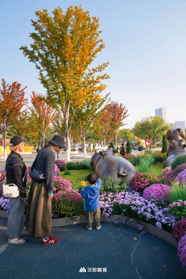 汉阳秋游隐藏副本：逛童话世界，刷个顶流花展