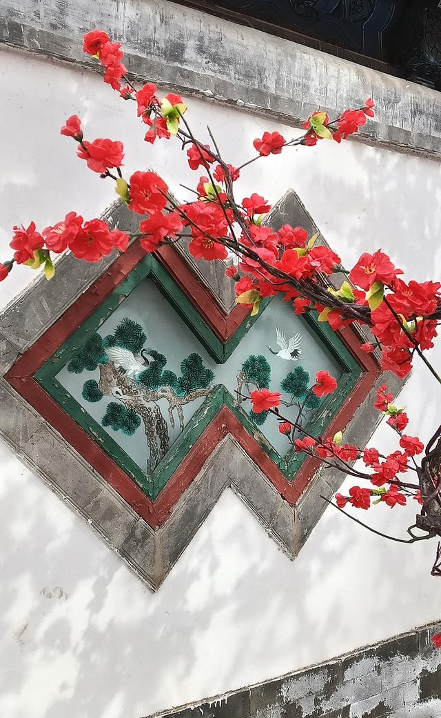 北京大观园“梅花”提早绽放 古风新春景致惊艳亮相