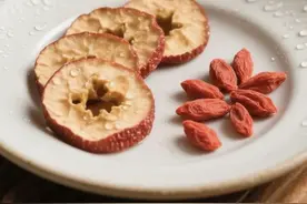 6款暴瘦山楂水搭配，减脂排瘀太狠了，一喝一个不知声，不要谢我图片