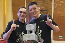 杨鸣离开后，郭艾伦深夜宣布伤感决定，网友纷纷祝福，辽篮恐后悔图片