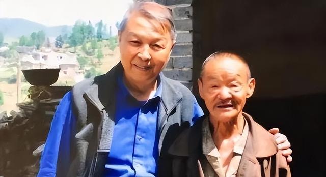 他曾是胡书记的得助手，担任过贵州省委书记，临终请求葬回故乡