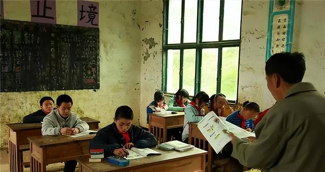 1992年，河南教师因“超生”被开除，不料22年后，被省里赔偿60万