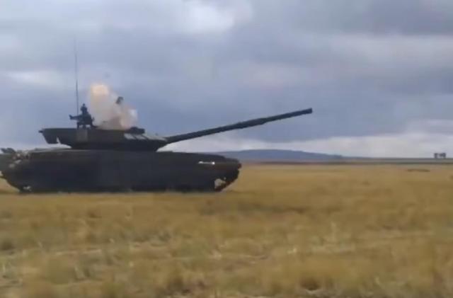 中国GL6成功拦截显实力！坦克护盾对决：俄“竞技场”不敌无人机