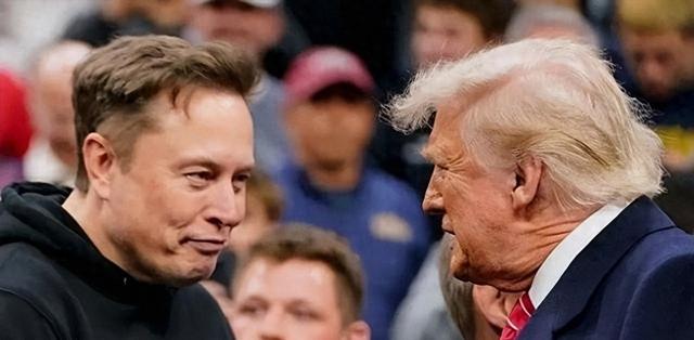 马斯克预言成真！全球争抢的不是芯片 而是中国20万一台的变压器