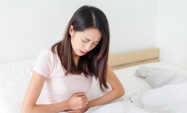 一周七次！00后女孩857过度放纵，最后肠烂离世，这是纵欲的代价